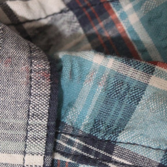 Outdoor Life Small Short Sleeve Button Up - Picture 7 of 8